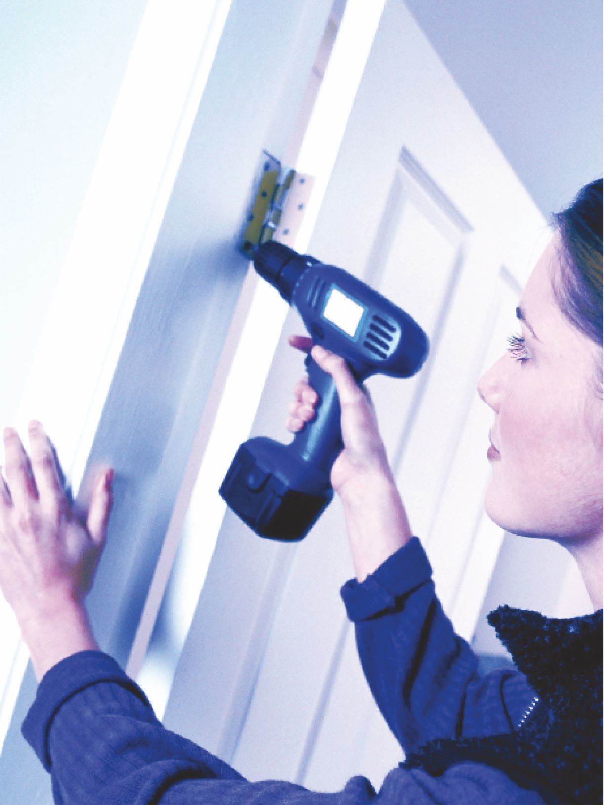 如何正确选择和安装门铰链